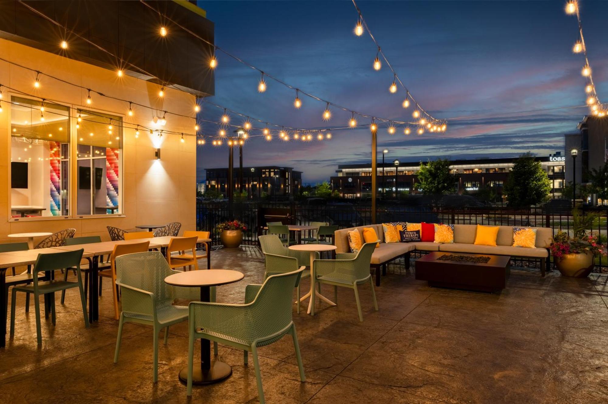 Tru By Hilton Ankeny Hotel Exterior photo