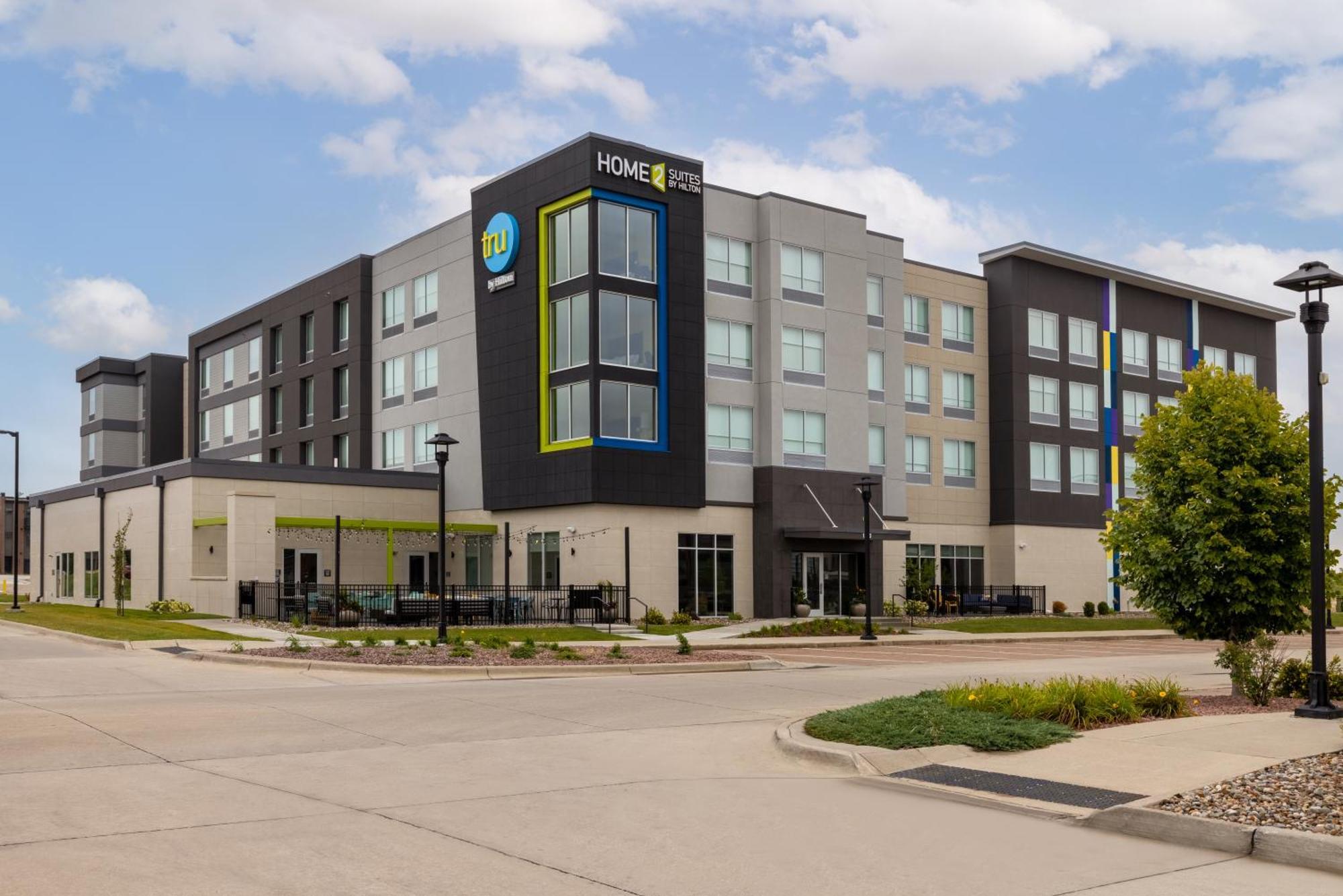 Tru By Hilton Ankeny Hotel Exterior photo